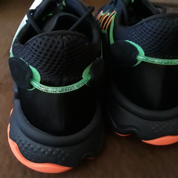 Adidas mens black orange ozweego - Picture 4 of 4
